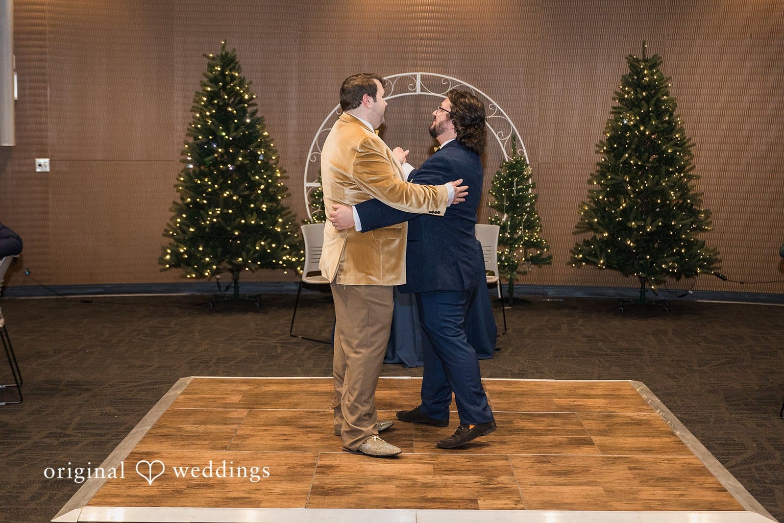 Cleveland Metroparks Zoo Wedding // Daniel & Daniel -