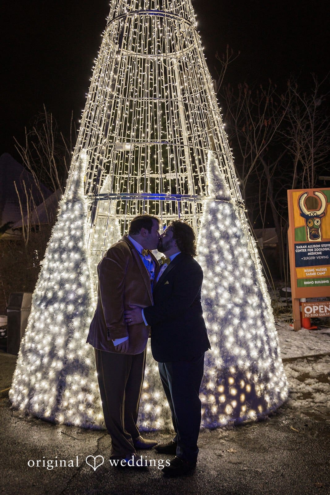 Cleveland Metroparks Zoo Wedding // Daniel & Daniel -