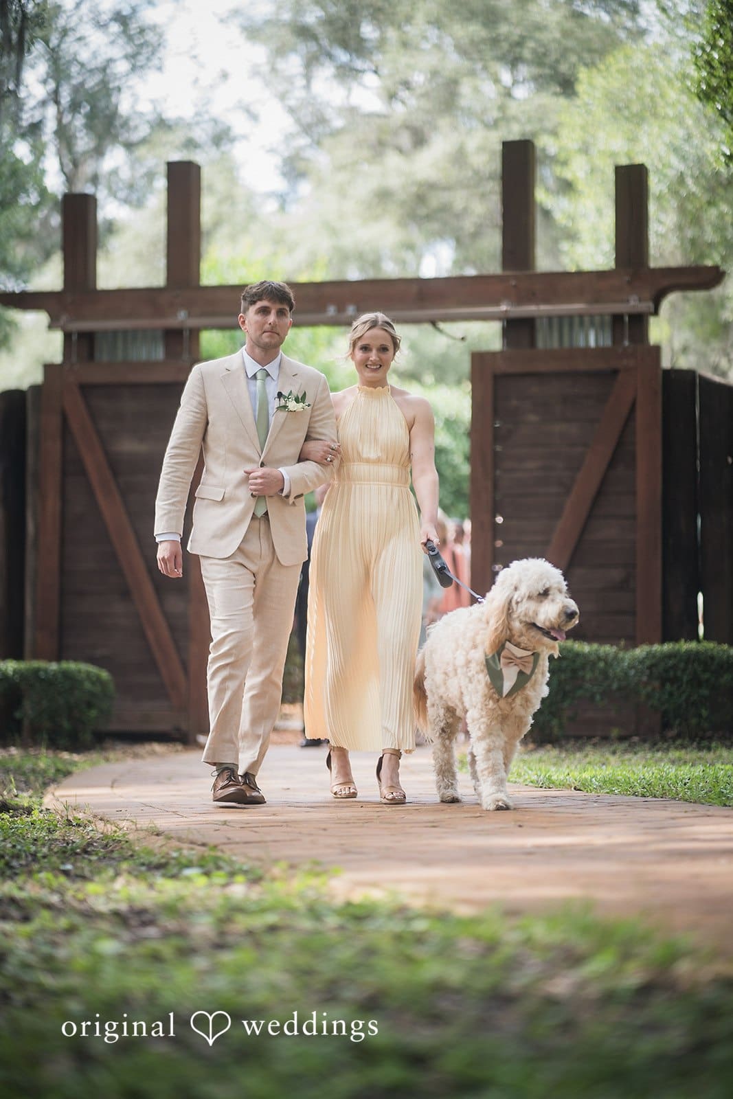Club Lake Venue Wedding // Sarah & Cody -
