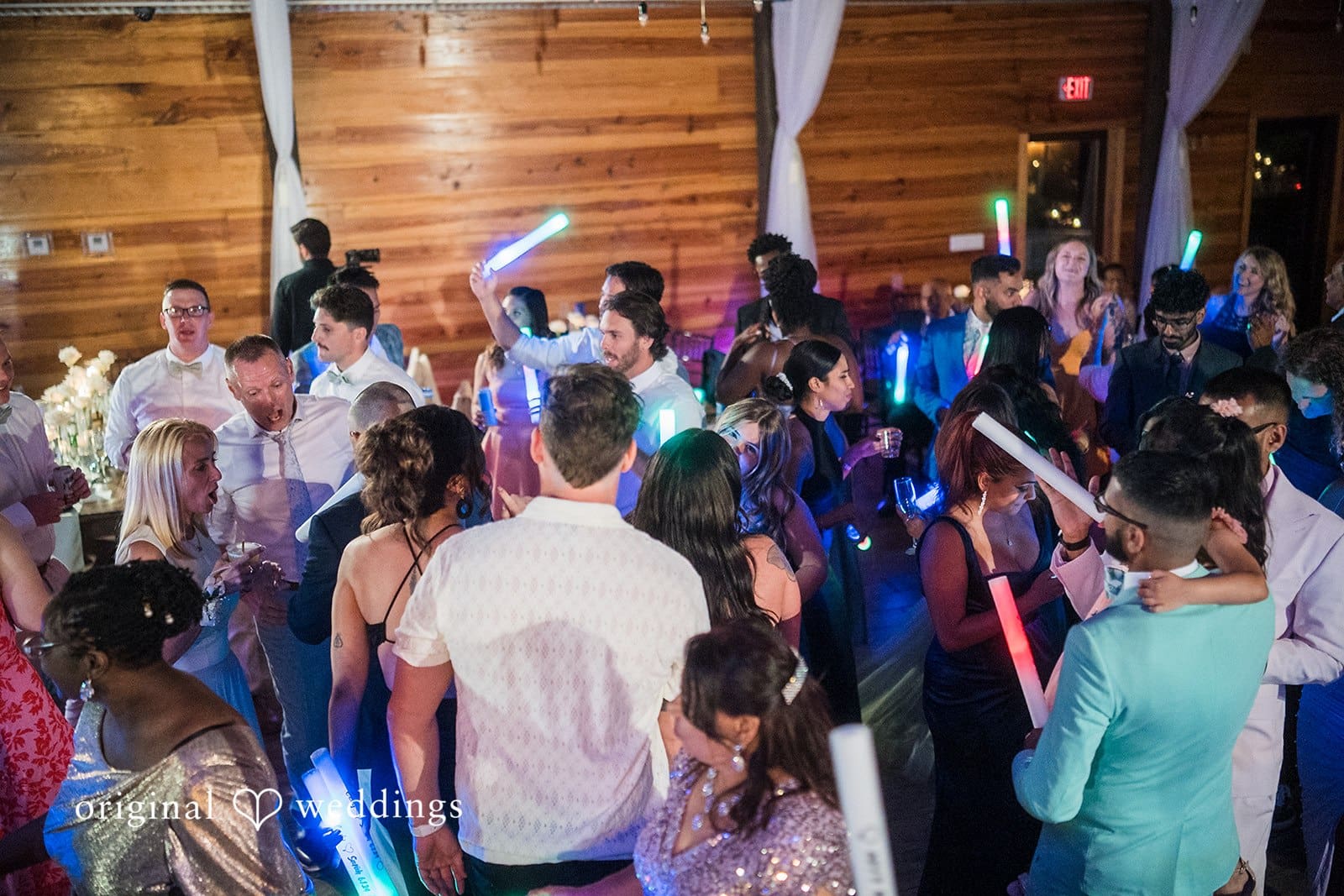 Club Lake Venue Wedding // Sarah & Cody -