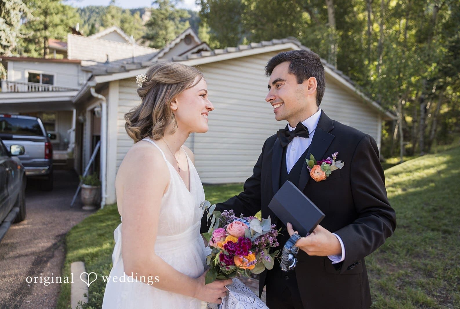 Colorado Backyard Wedding // Melinda & Miguel -