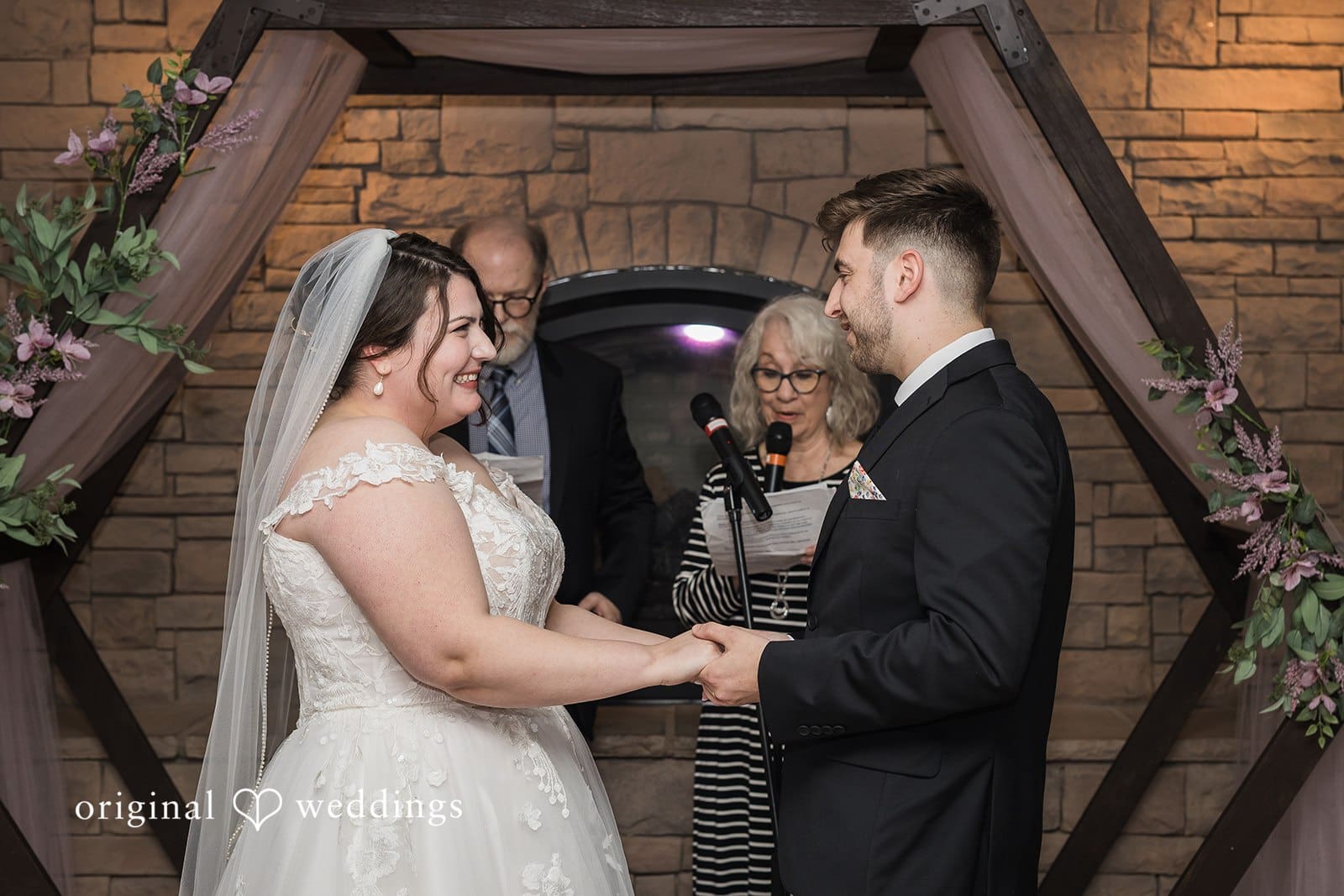 Defiance Ridge Vineyards Wedding // Gabriella & Ethan -
