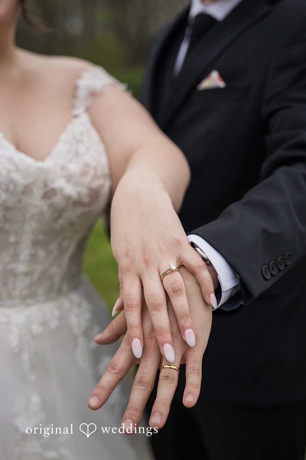 Defiance Ridge Vineyards Wedding // Gabriella & Ethan -