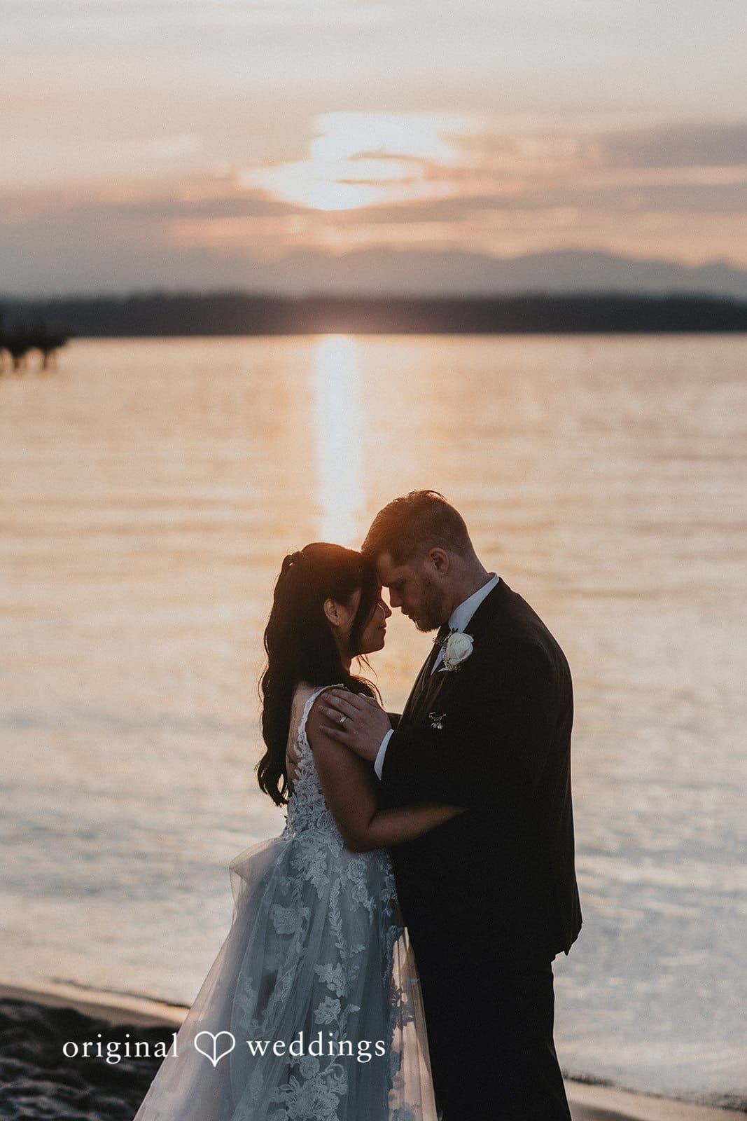 Edmonds Waterfront Center Wedding // Hattie & Nicholas -