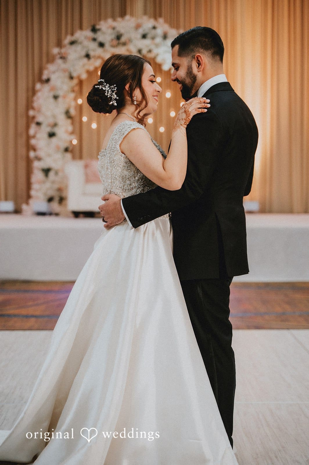 Embassy Suites by Hilton Naperville Wedding // Rhonda & Daneel -