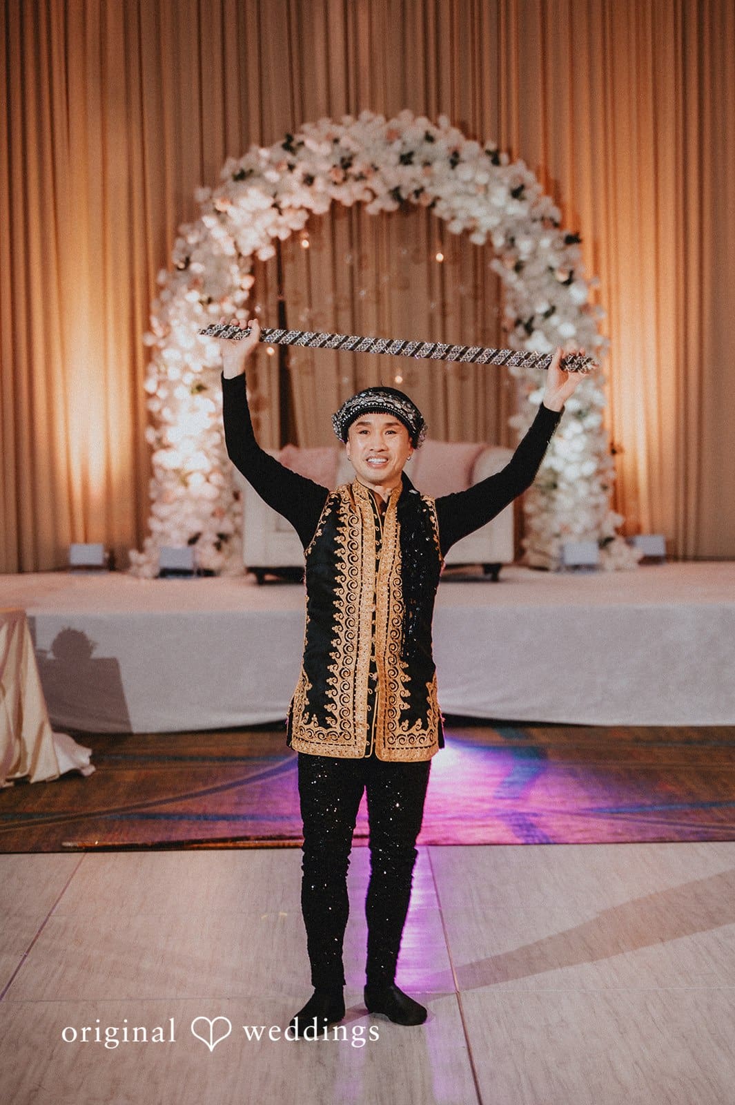 Embassy Suites by Hilton Naperville Wedding // Rhonda & Daneel -