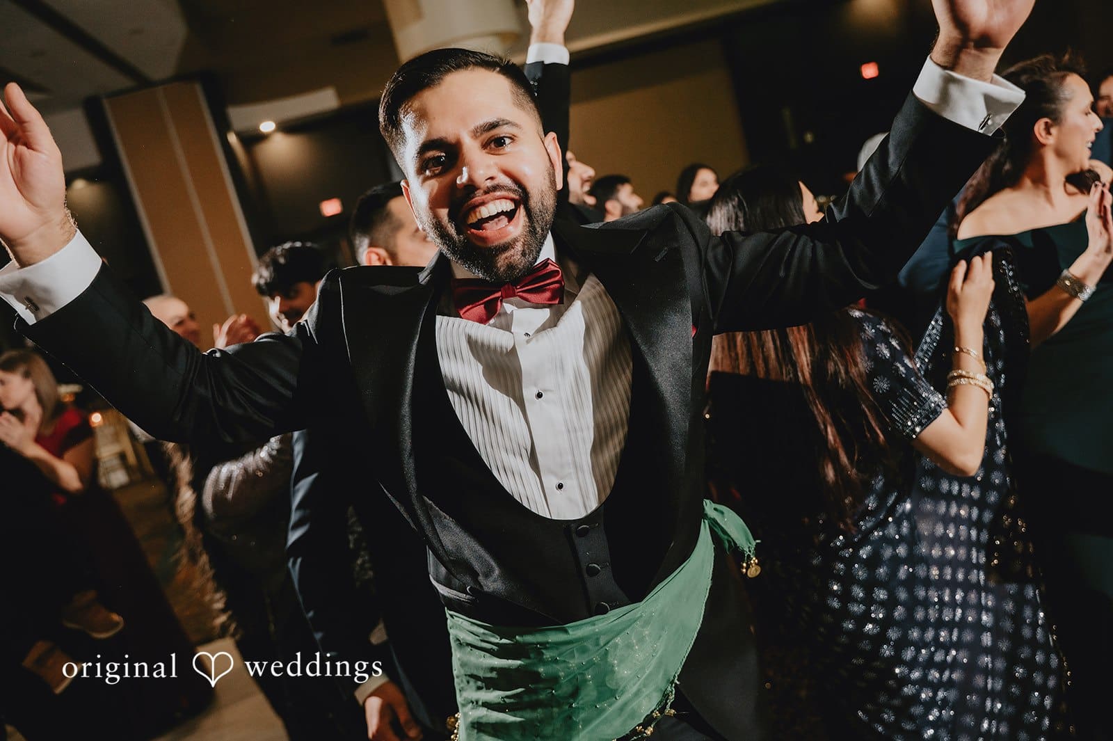 Embassy Suites by Hilton Naperville Wedding // Rhonda & Daneel -