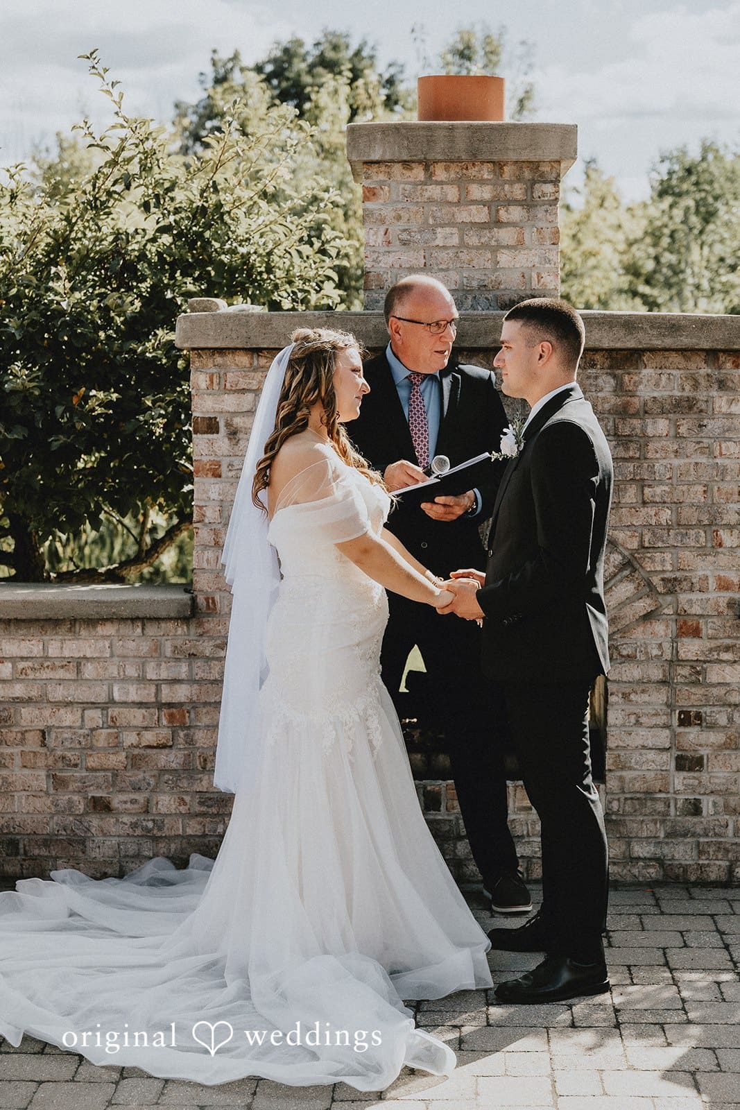 Fenton Winery and Brewery Wedding // Jacob & Rae -
