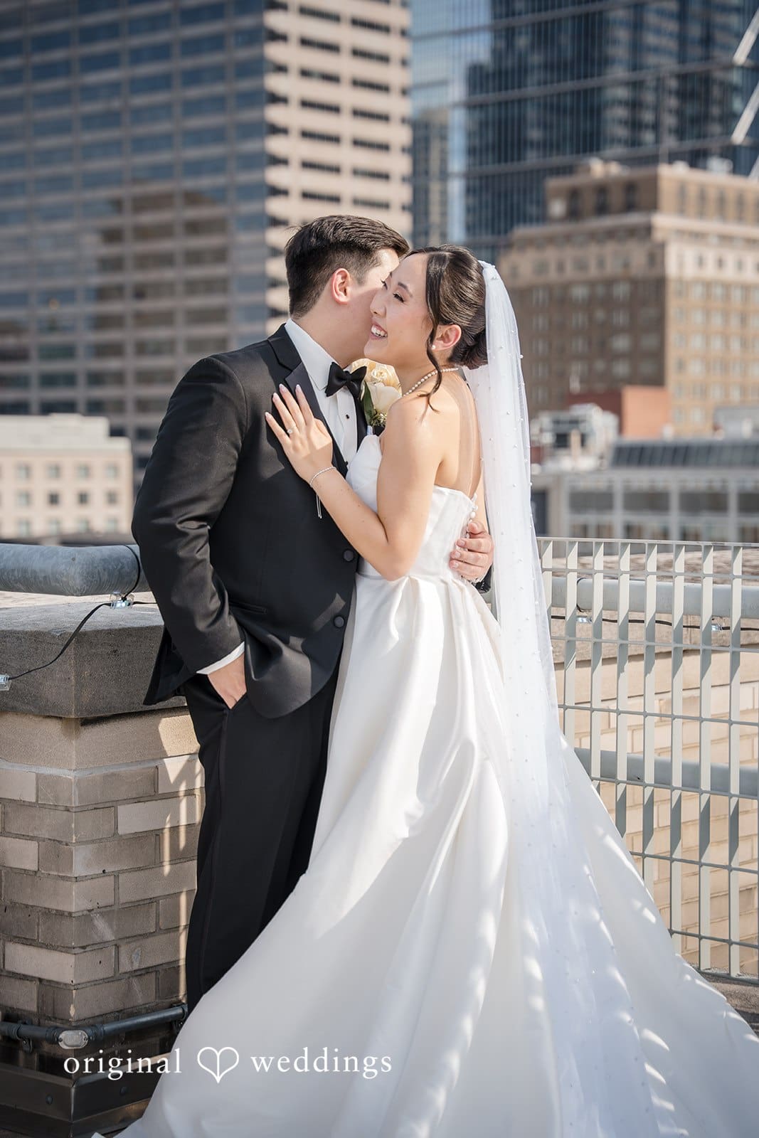 Franklin Institute Wedding // Mahoro & Warren -