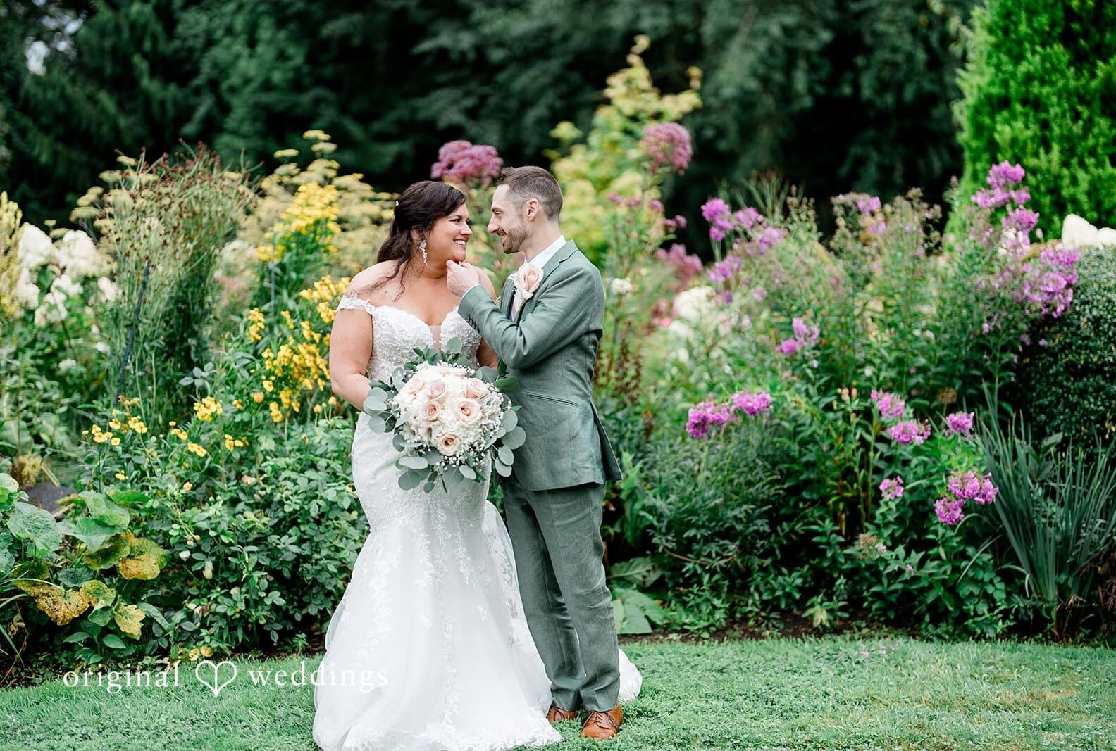 Froggsong Gardens Wedding // Amanda & Benjamin -
