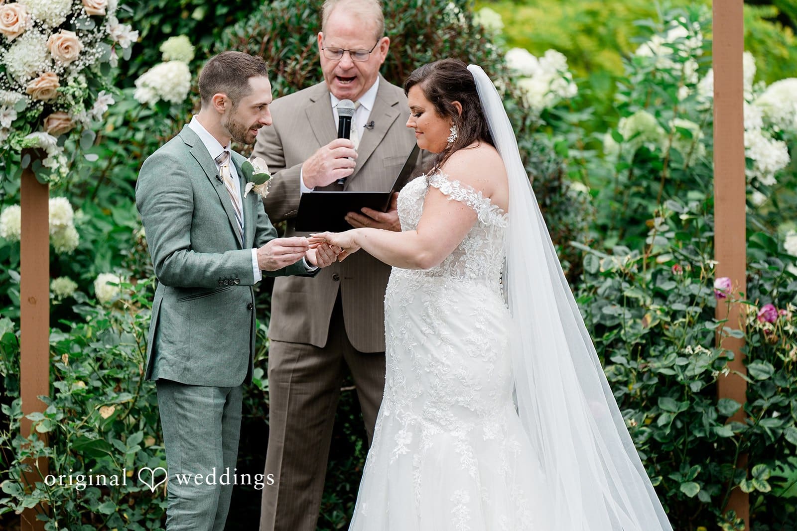 Froggsong Gardens Wedding // Amanda & Benjamin -
