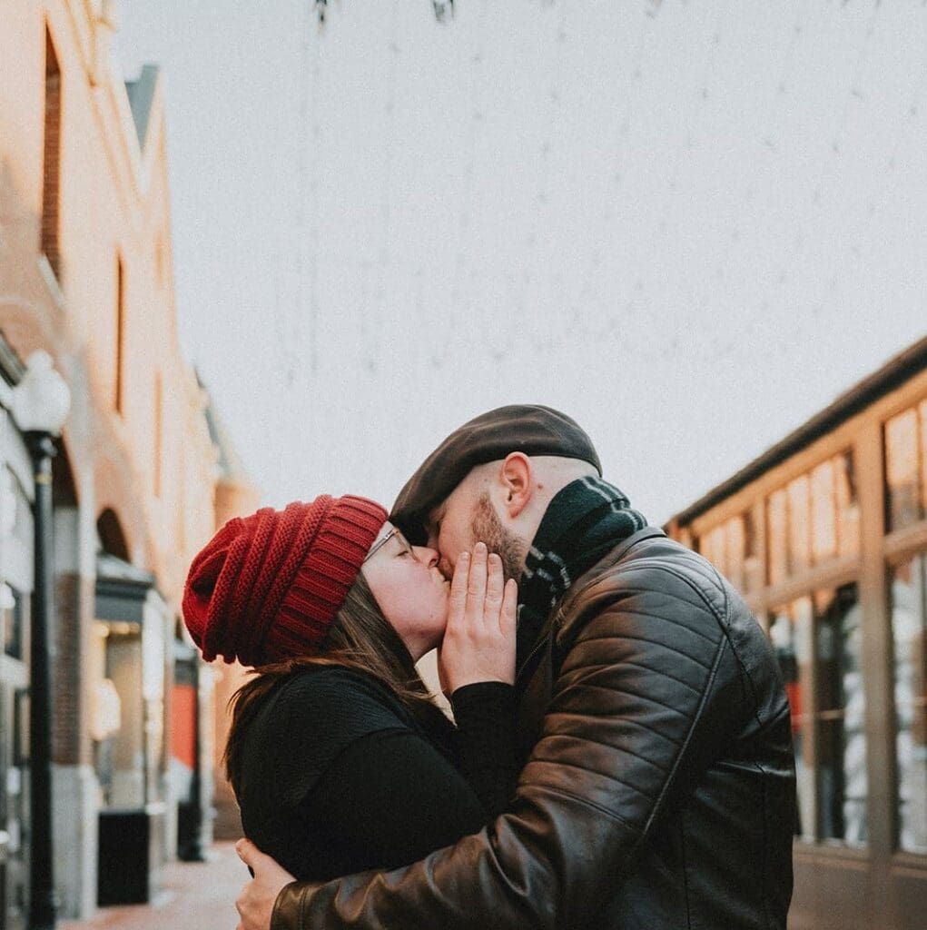Chelsea + Skyler Georgetown Canal Engagement // Chelsea & Skyler -