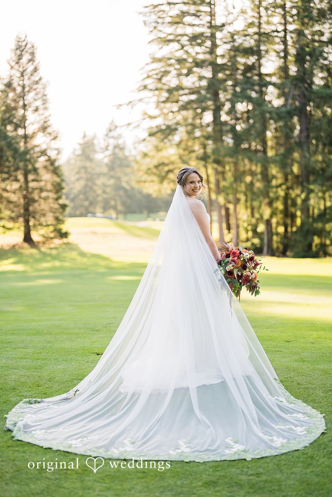 Gold Mountain Golf Club Wedding // Elizabeth & Cooper -