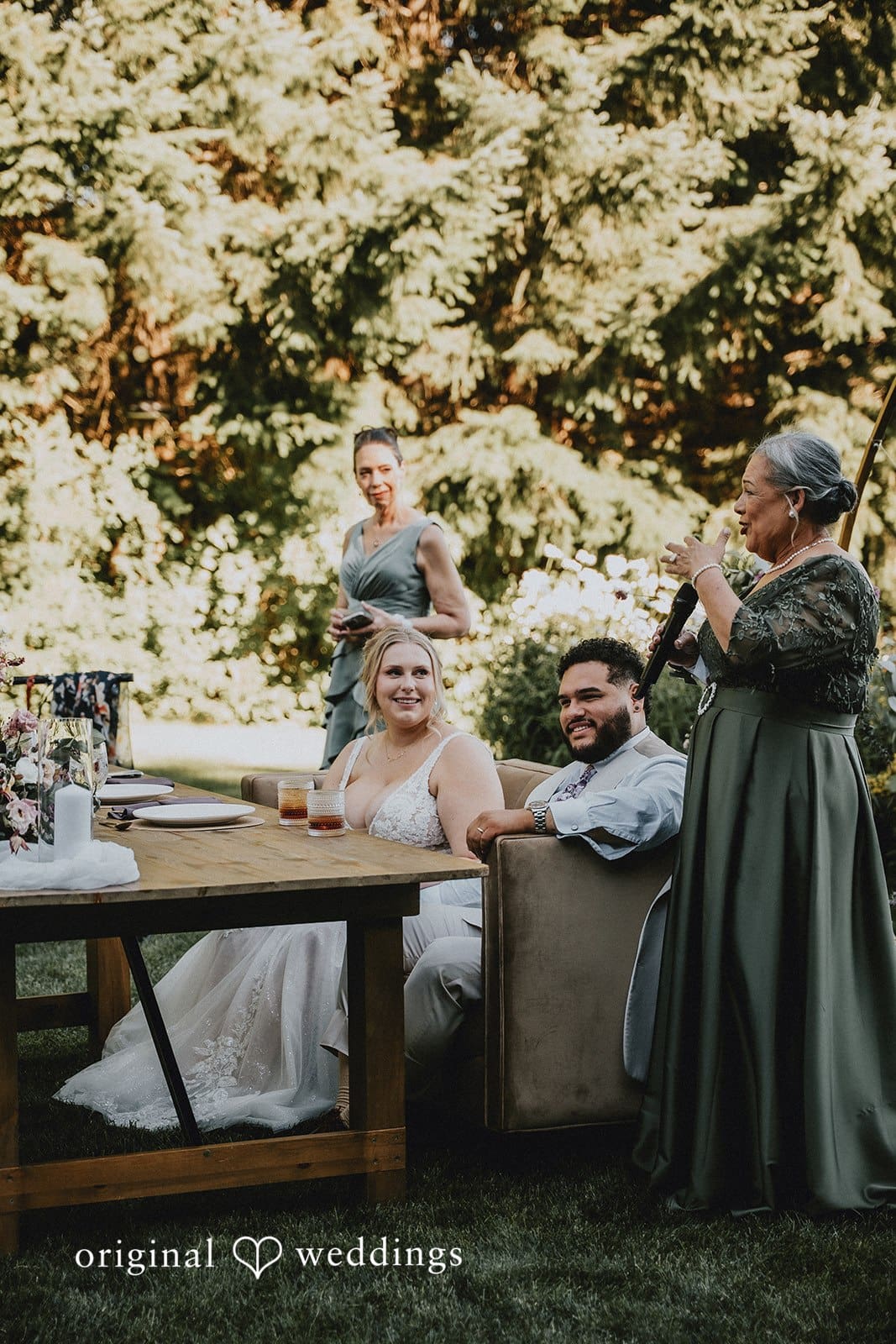 Gorge Crest Vineyards Wedding // Daphne & Daniel -
