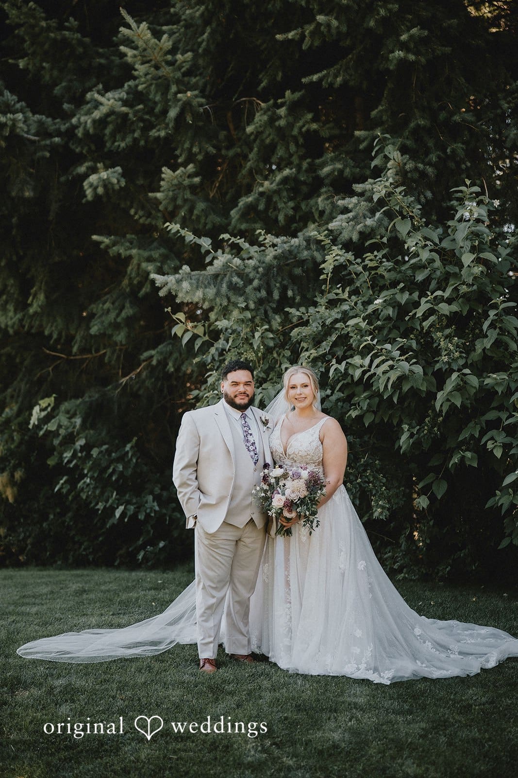 Gorge Crest Vineyards Wedding // Daphne & Daniel -