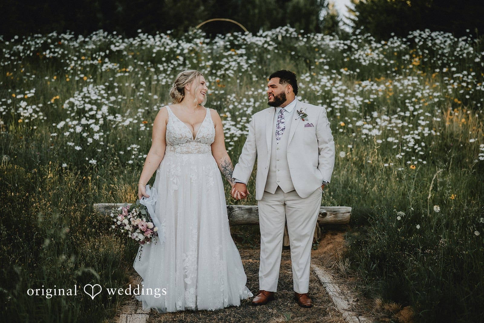 Gorge Crest Vineyards Wedding // Daphne & Daniel -