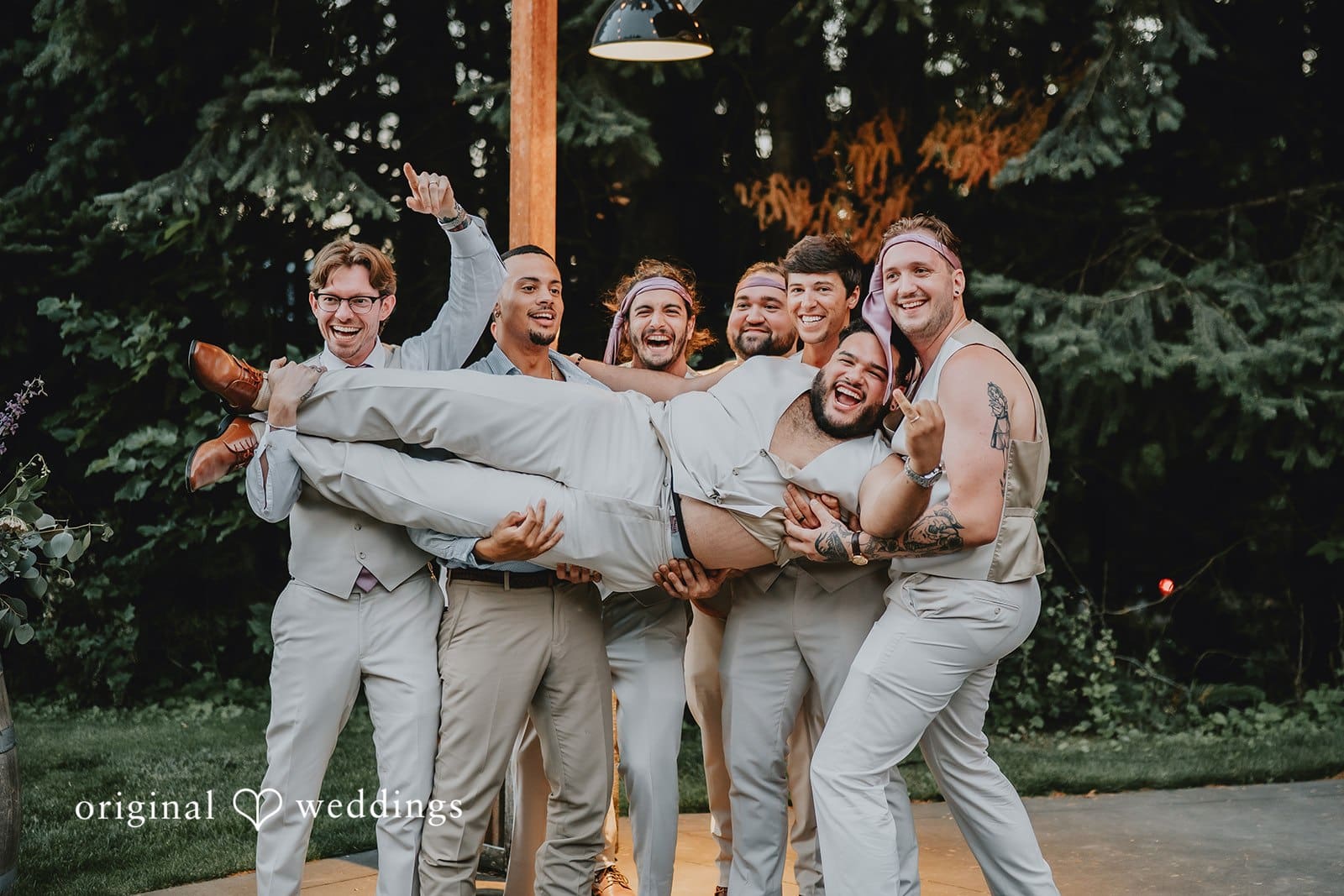 Gorge Crest Vineyards Wedding // Daphne & Daniel -