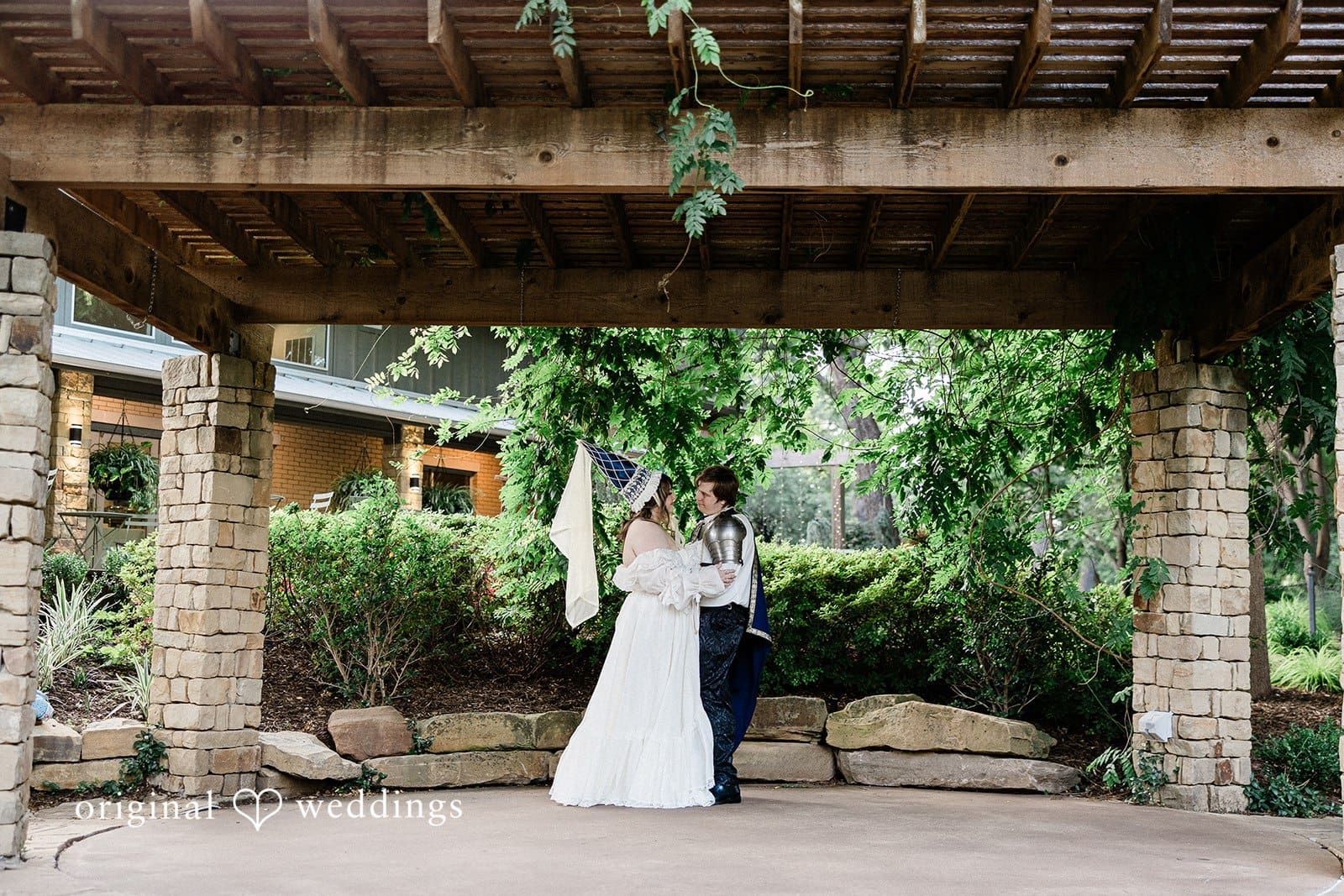 Grapevine Botanical Gardens Engagement // Brittney & Benjamin -