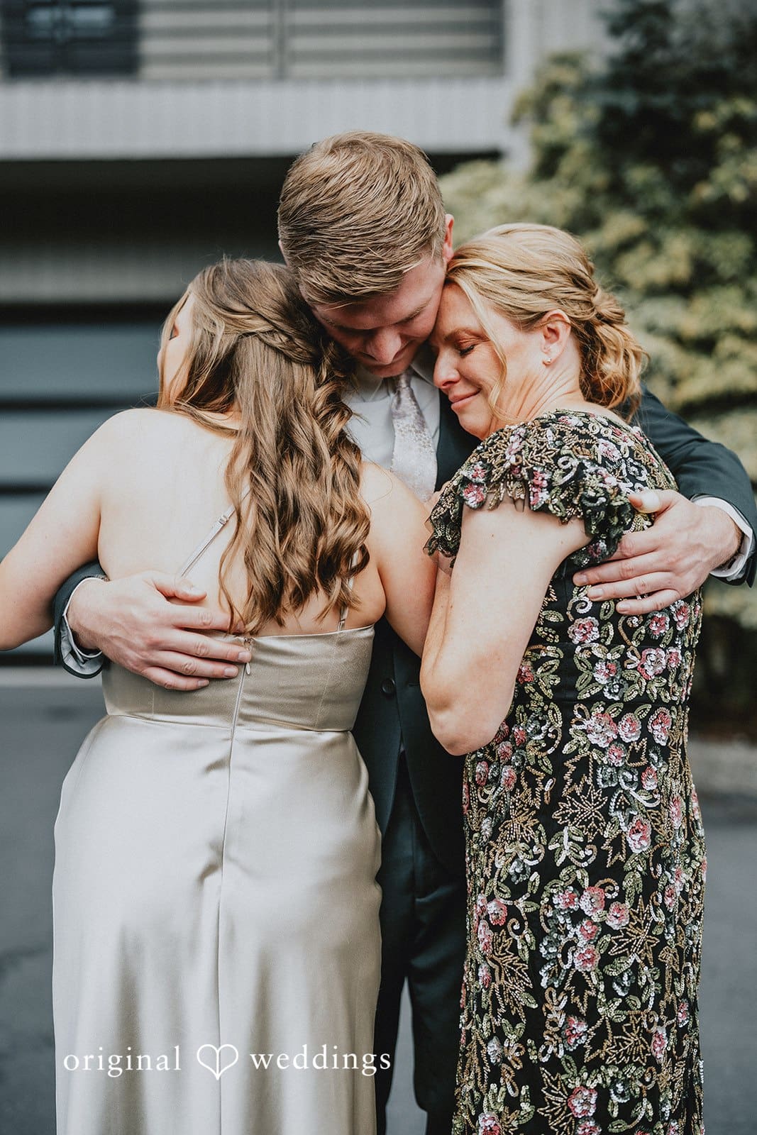 Gray Bridge Venue Wedding // Kaila & Tyson -