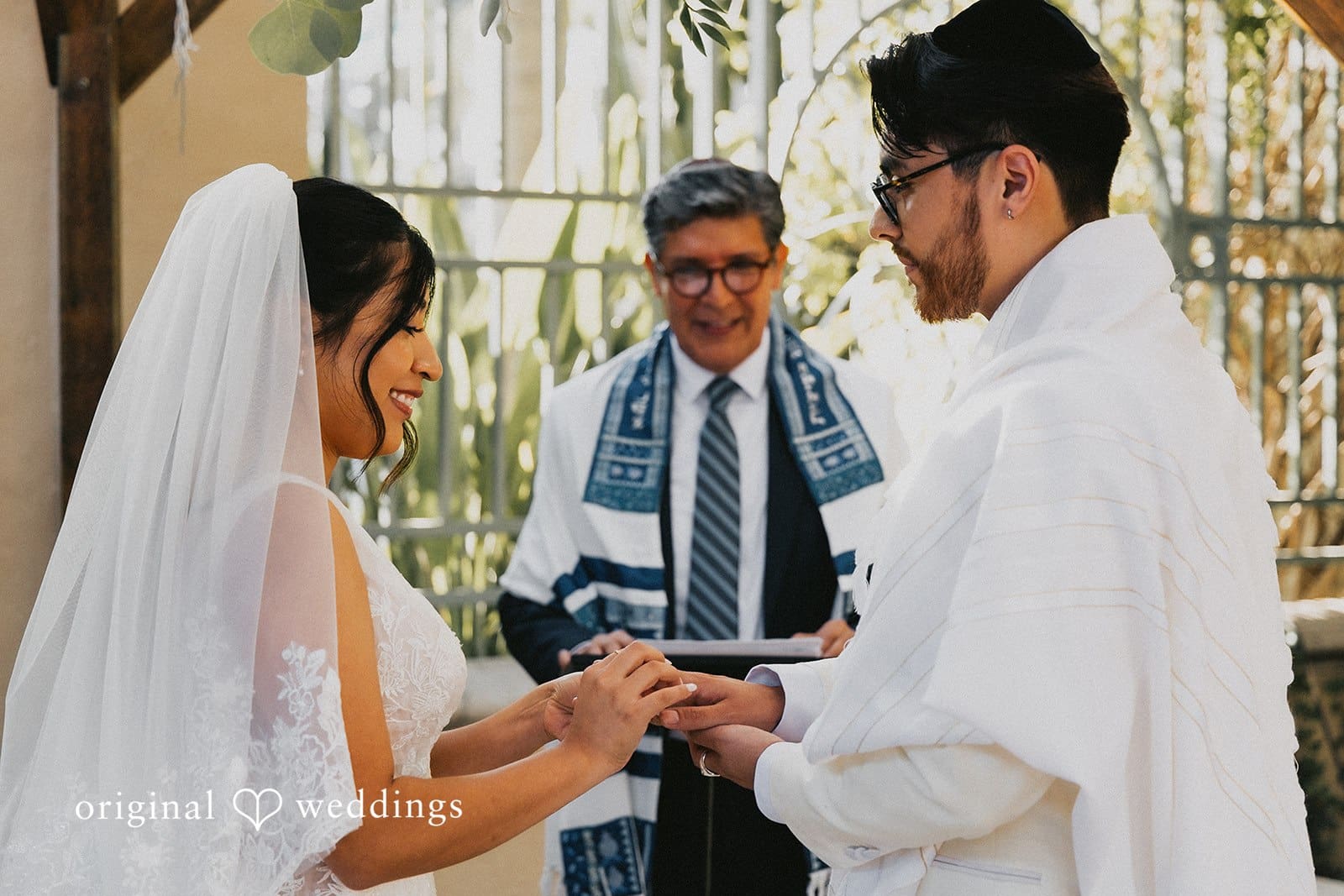 Green Parrot Villa Wedding // Rebeca & Pablo -