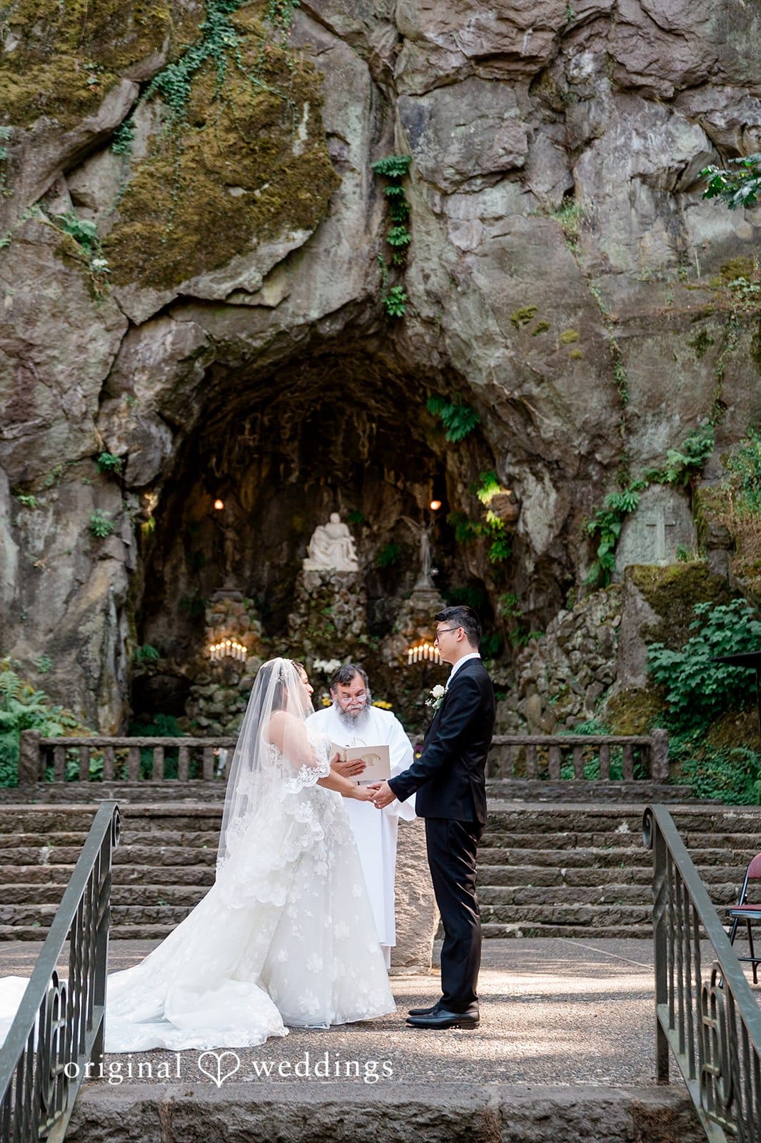 Grotto Wedding // Alma & Tenzin -