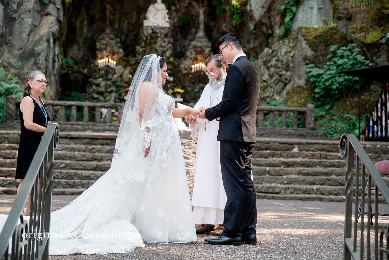 Grotto Wedding // Alma & Tenzin -