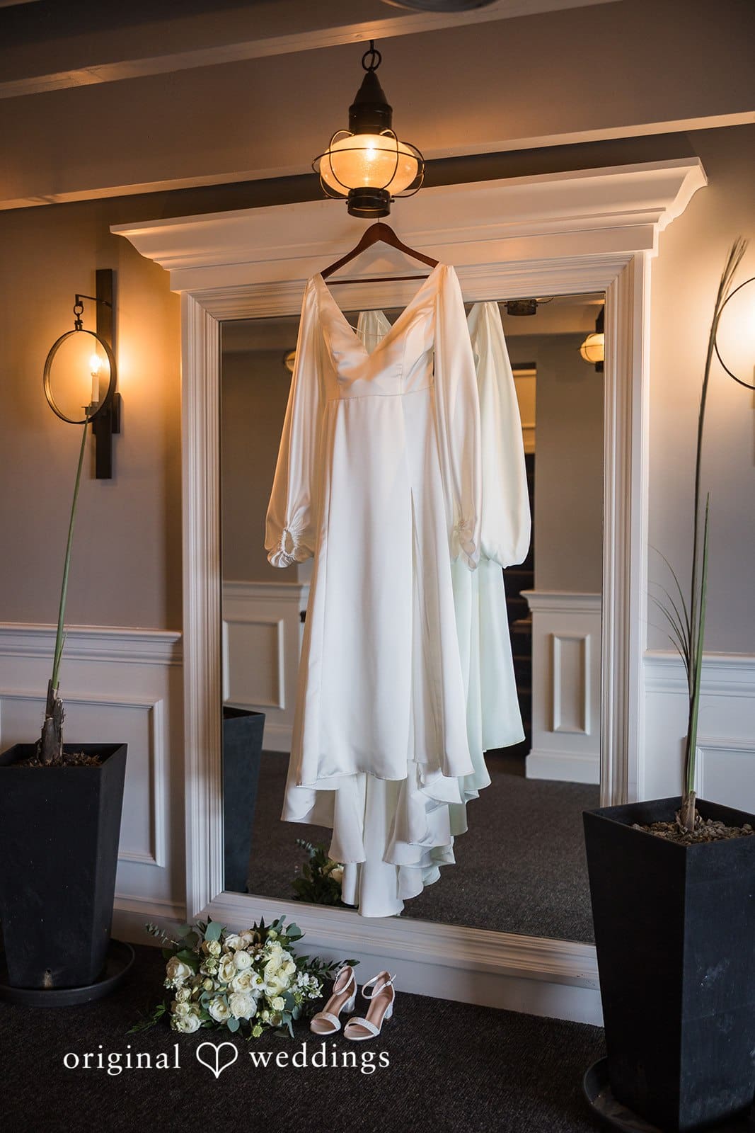 Harbor Lights Wedding // Victoria & Iziah -