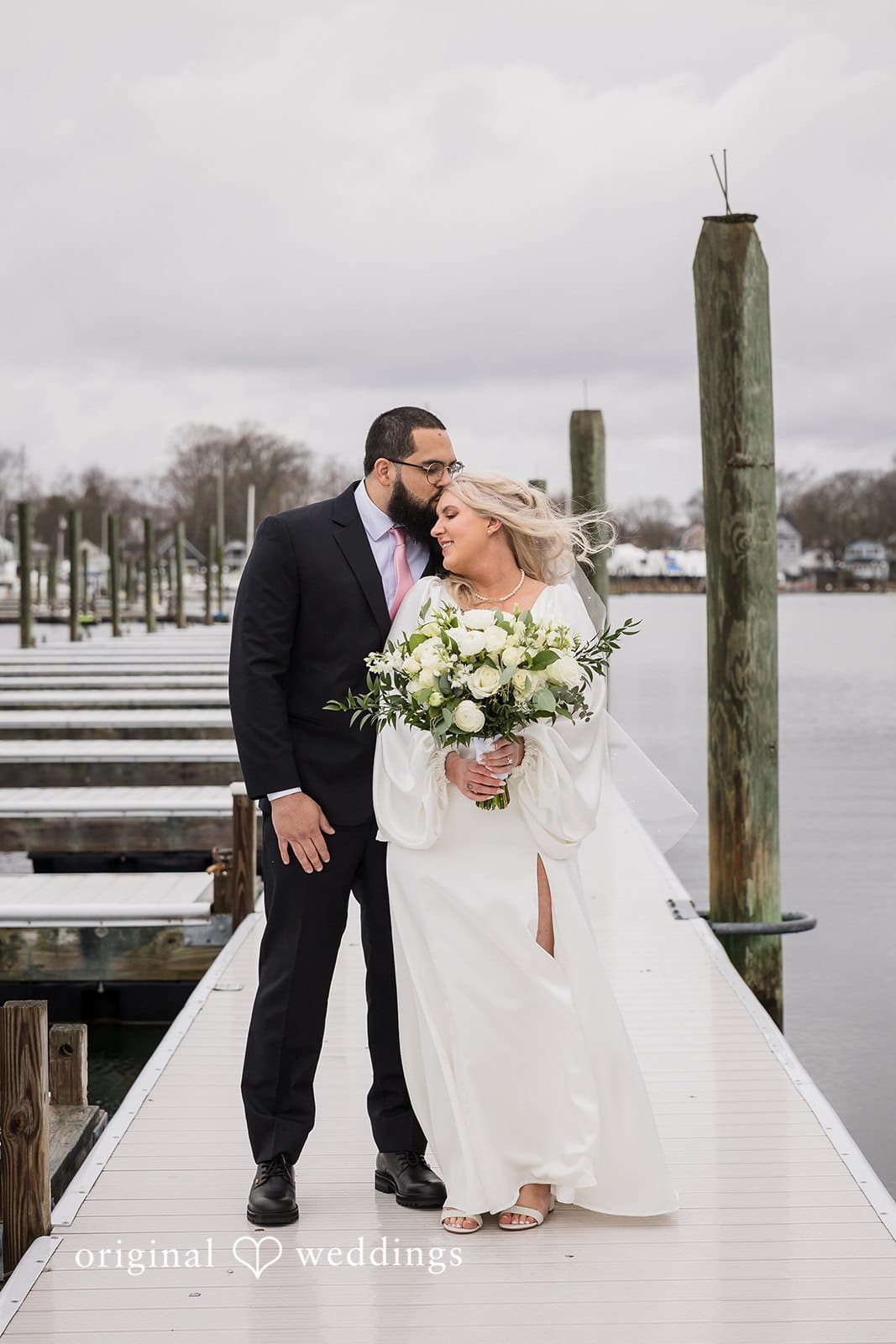 Harbor Lights Wedding // Victoria & Iziah -