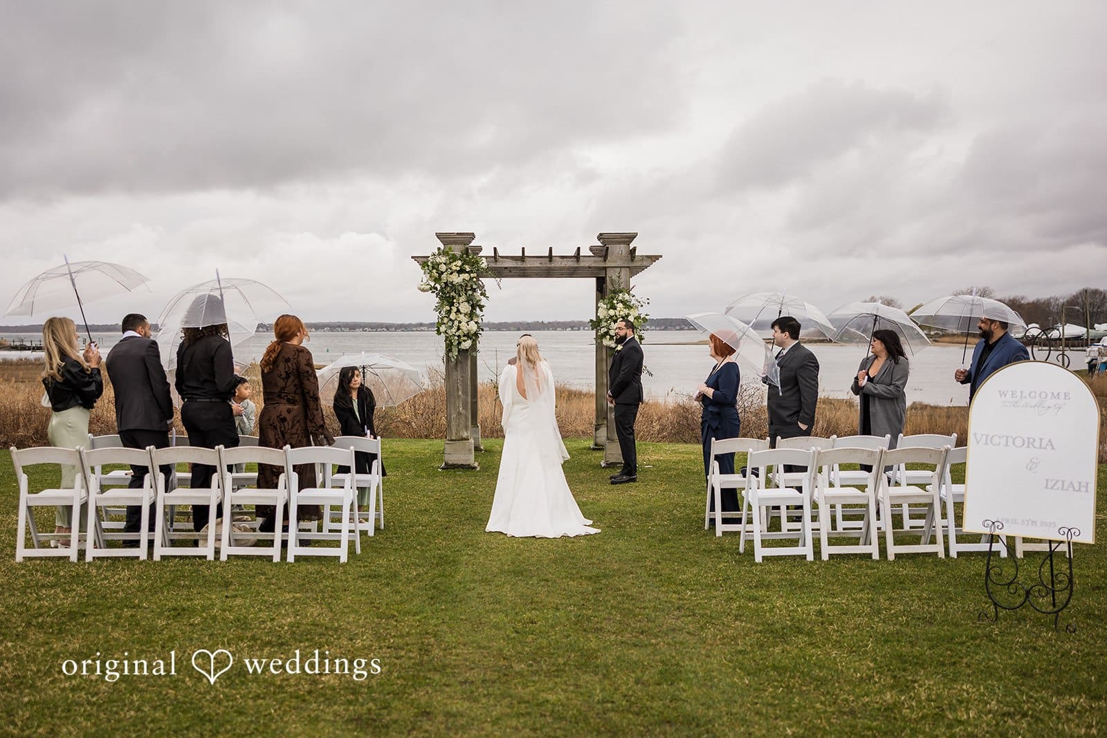 Harbor Lights Wedding // Victoria & Iziah -