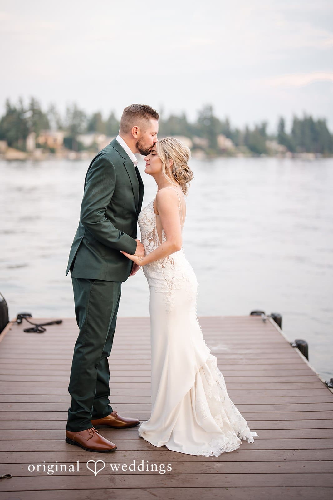 Island Lodge by Al Lago Wedding // Paige & Mike -