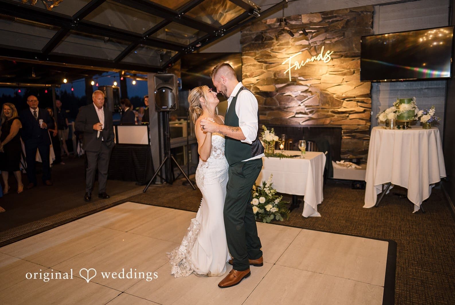 Island Lodge by Al Lago Wedding // Paige & Mike -