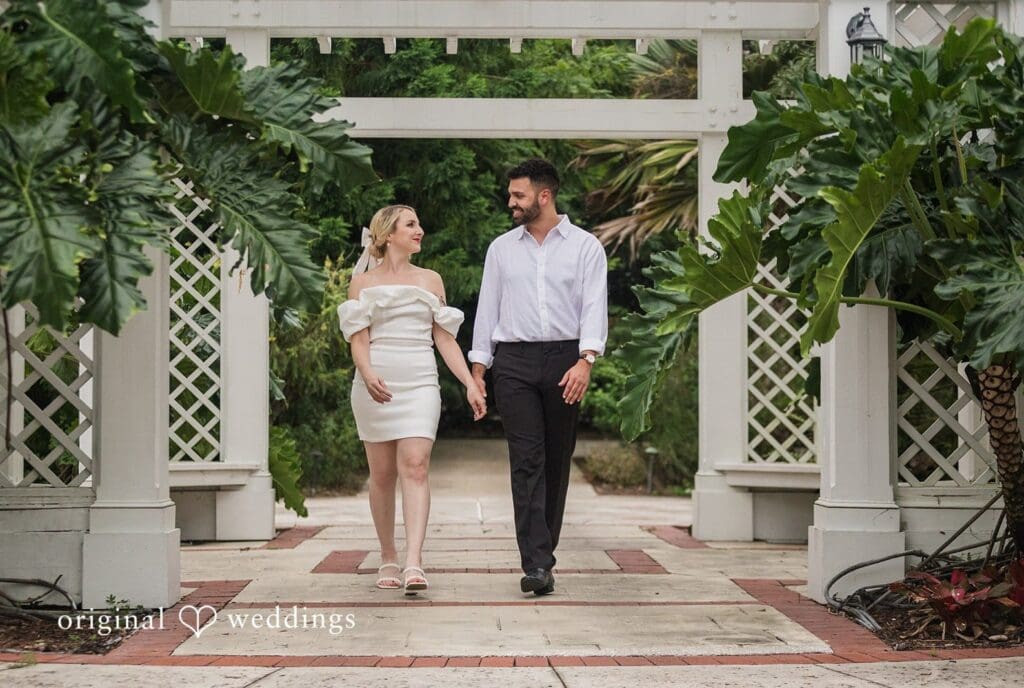 Elizabeth + Mark Leu Gardens Engagement // Elizabeth & Mark -