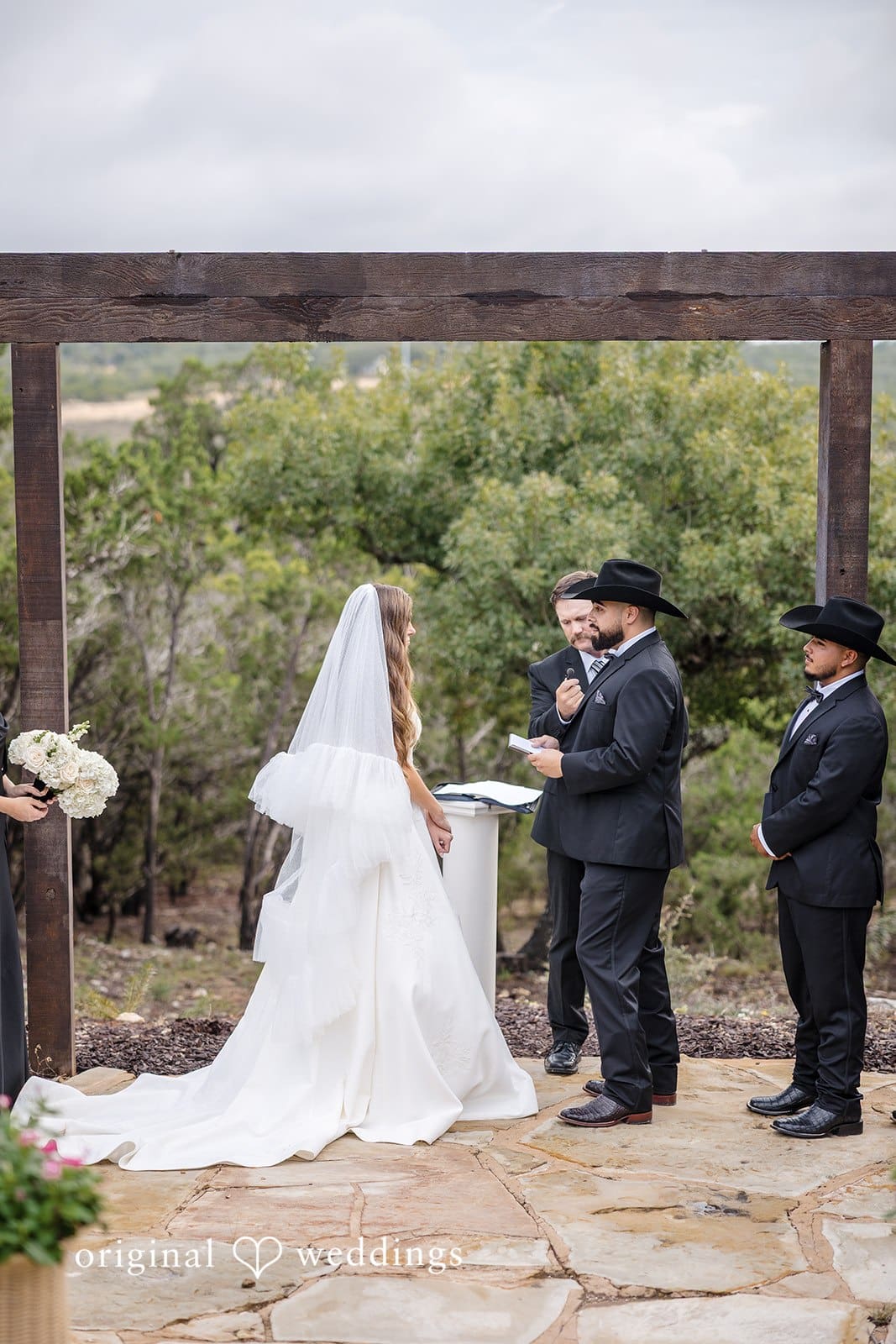 Longhorn Getaway Wedding // Maranda & Robert -