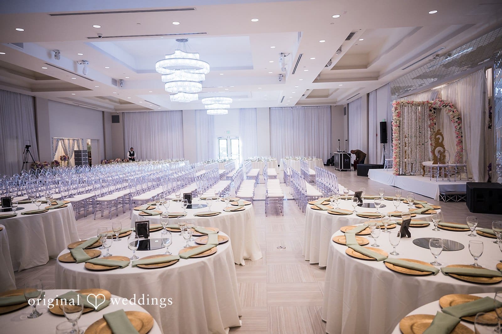 Marinaj Banquets & Events Wedding // Saif & Neelofer -