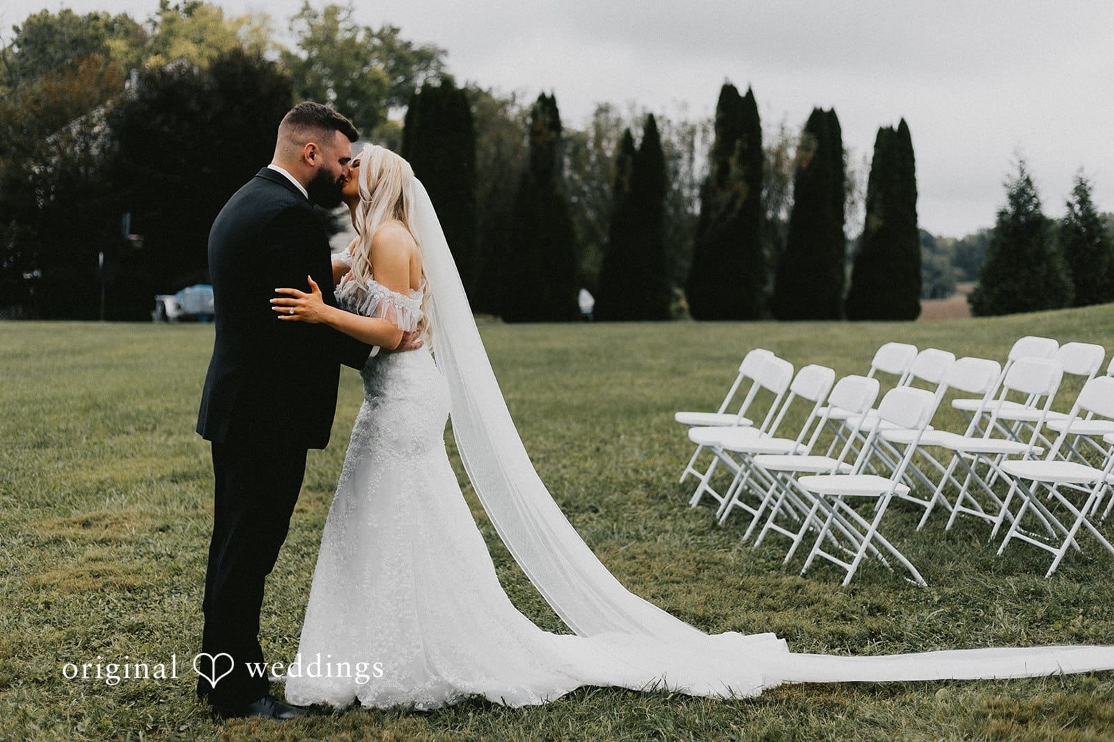 Maryland Backyard Wedding // Robyn & Stephen -