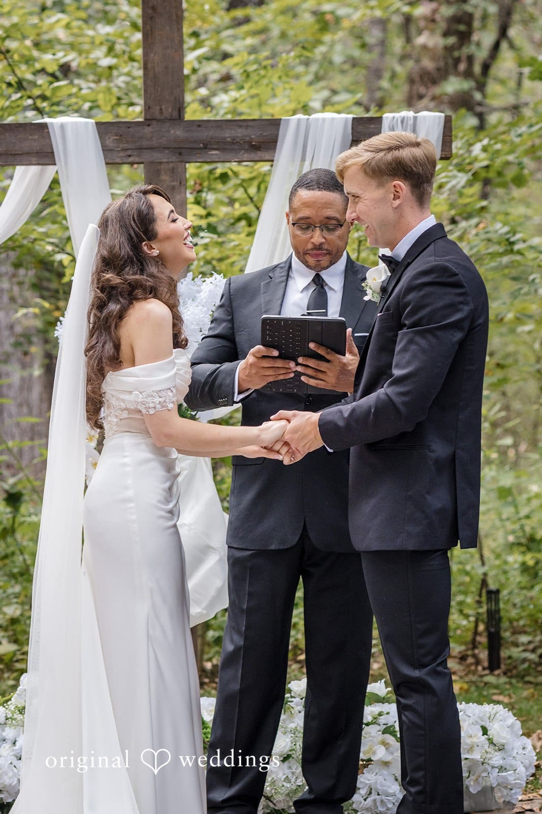Merrick Hollow Wedding // Aylen & Liam -