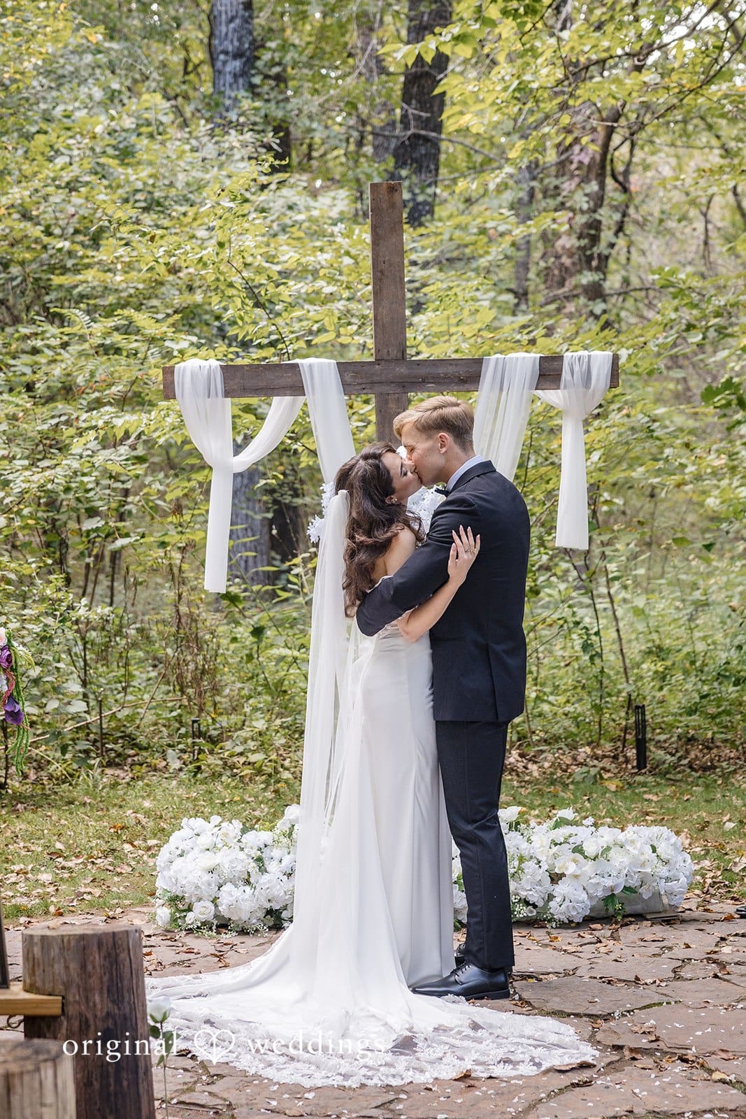 Merrick Hollow Wedding // Aylen & Liam -