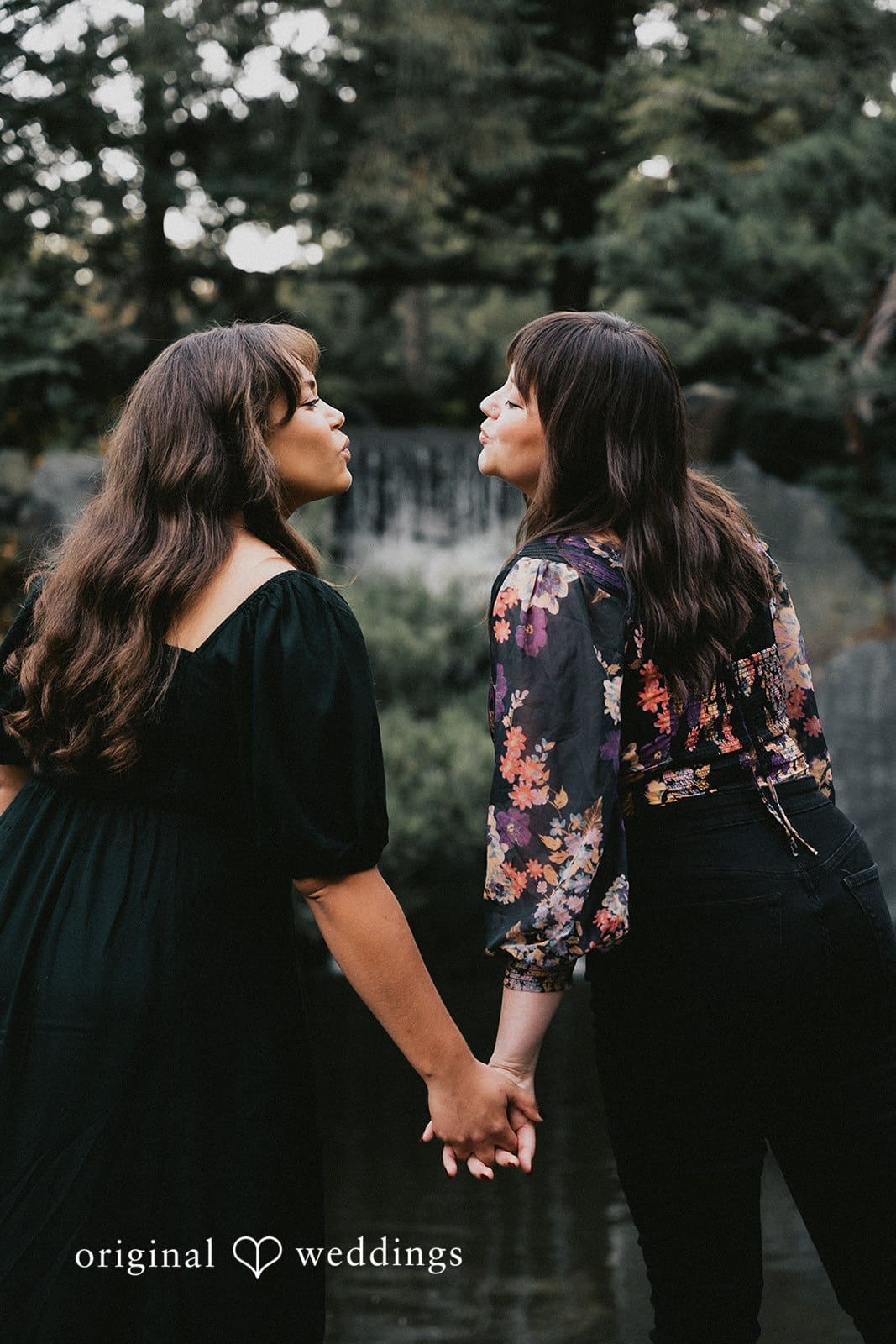 Minnesota Landscape Arboretum Engagement // Amanda & Stacia -