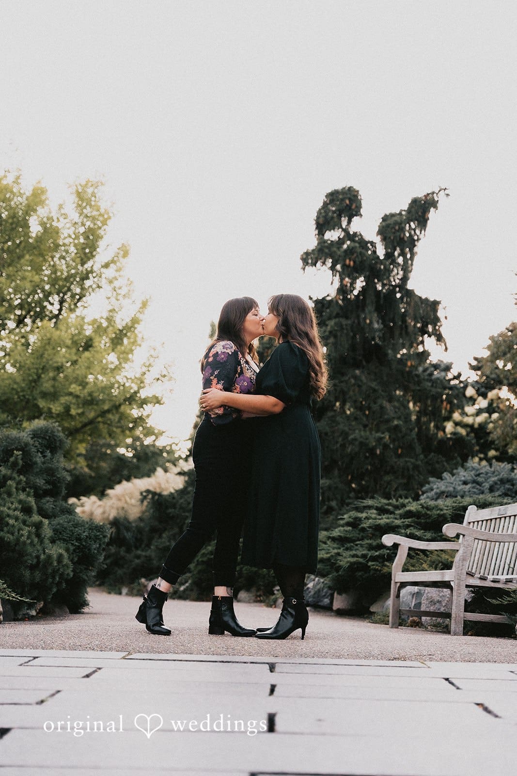 Minnesota Landscape Arboretum Engagement // Amanda & Stacia -