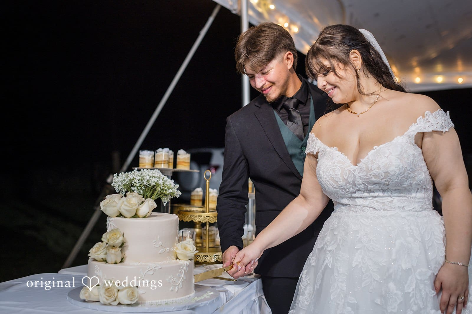 New York Backyard Wedding // Jenifer & Josue -