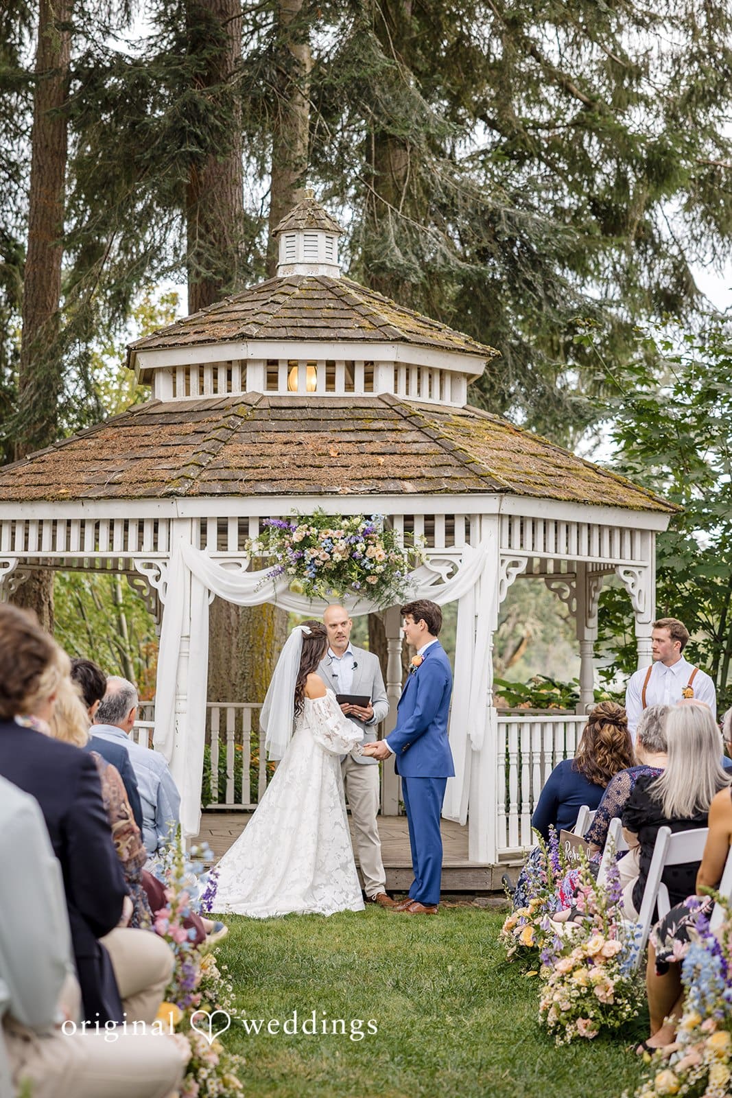 Oakwood Gardens and Alpaca Farm Wedding // Madelyn & Matthew -