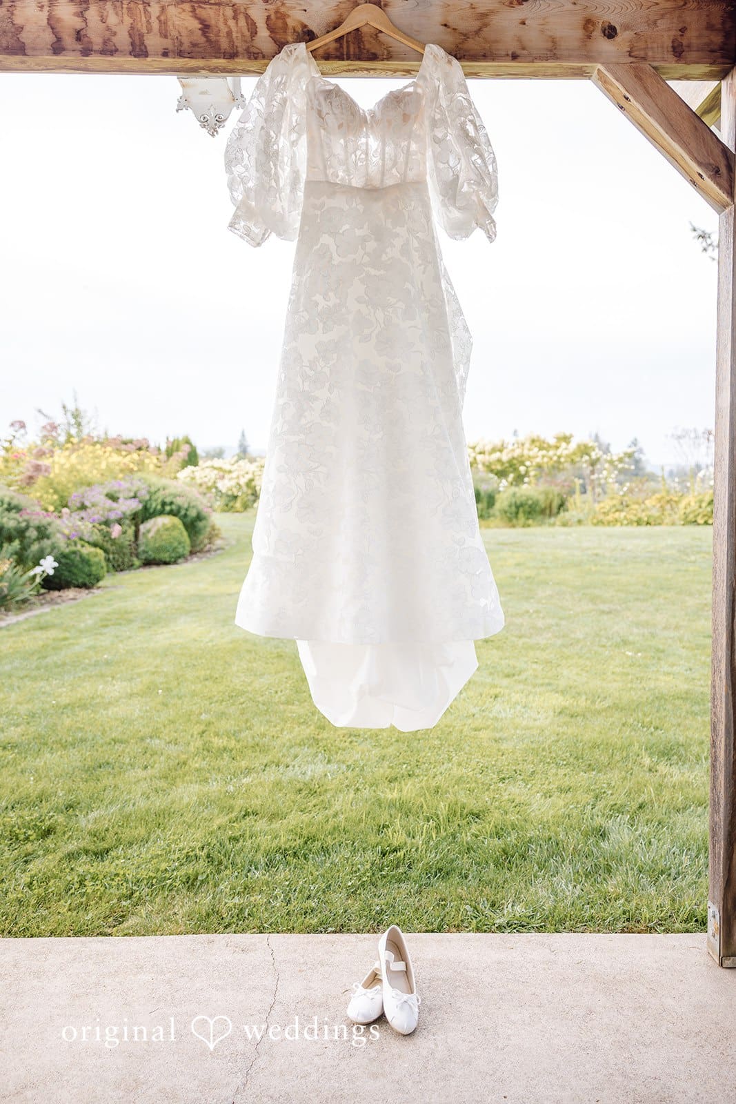 Oakwood Gardens and Alpaca Farm Wedding // Madelyn & Matthew -