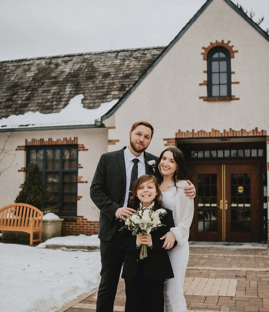 Tessa + Steven Oakwood Municipal Court Wedding // Tessa & Steven -