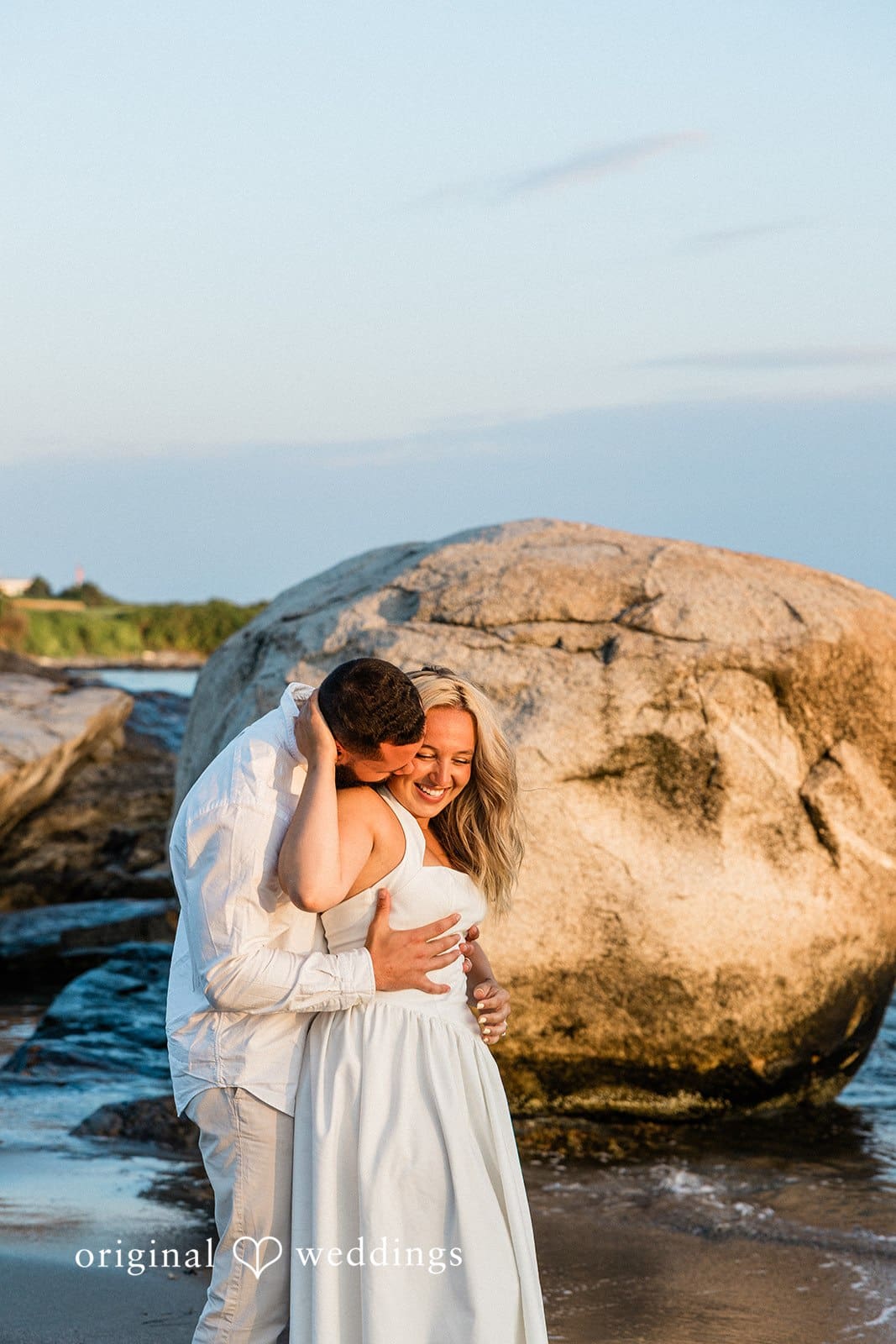 Ocean Drive in Newport Engagement // Taylor & Andrew -