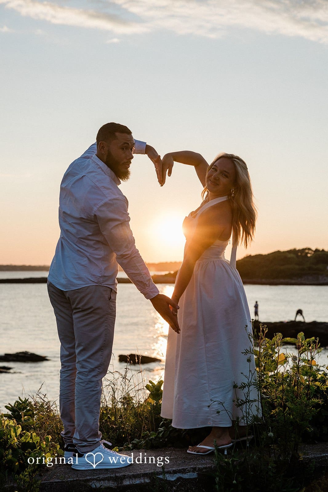 Ocean Drive in Newport Engagement // Taylor & Andrew -