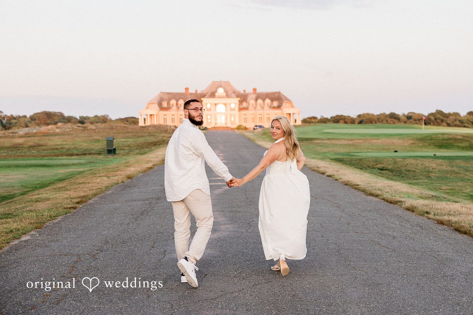 Ocean Drive in Newport Engagement // Taylor & Andrew -