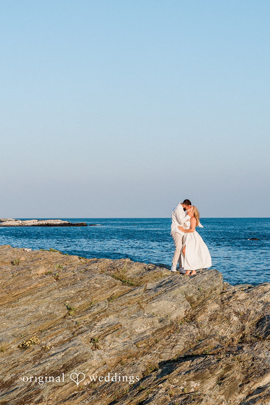 Ocean Drive in Newport Engagement // Taylor & Andrew -