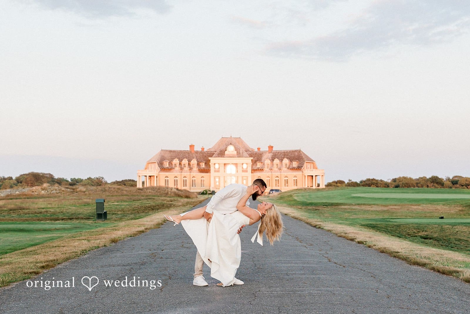 Ocean Drive in Newport Engagement // Taylor & Andrew -