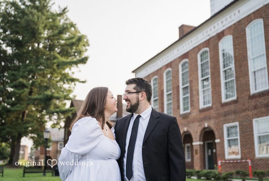 Annabelle + Tim Old Town Fairfax Engagement // Annabelle & Tim -