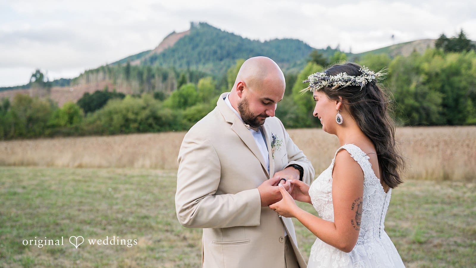 Oregon Backyard Wedding // Josie & Braden -